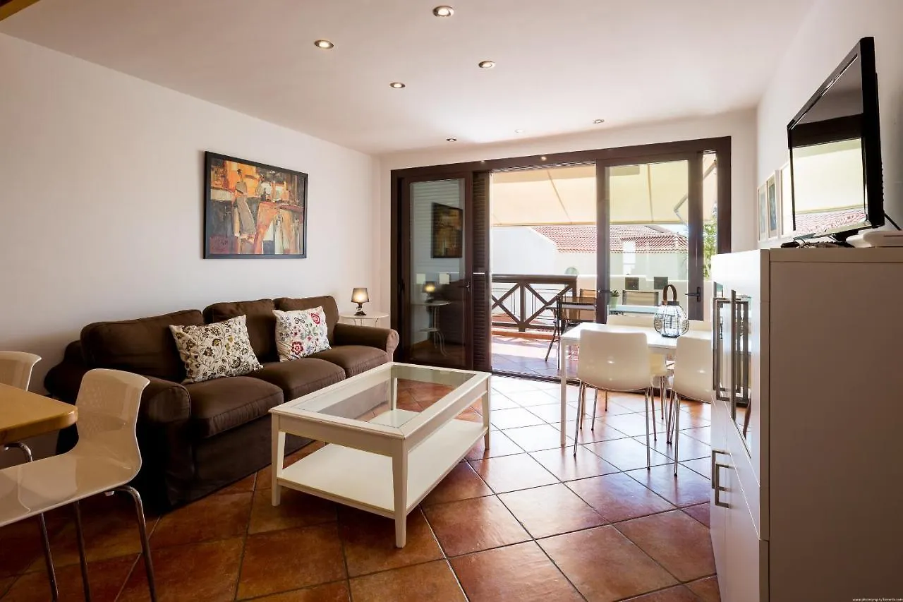 אדחה Go2Tenerife Apart'Manon Duplex W/ Solarium, Pools & Sea View 0*,  ספרד