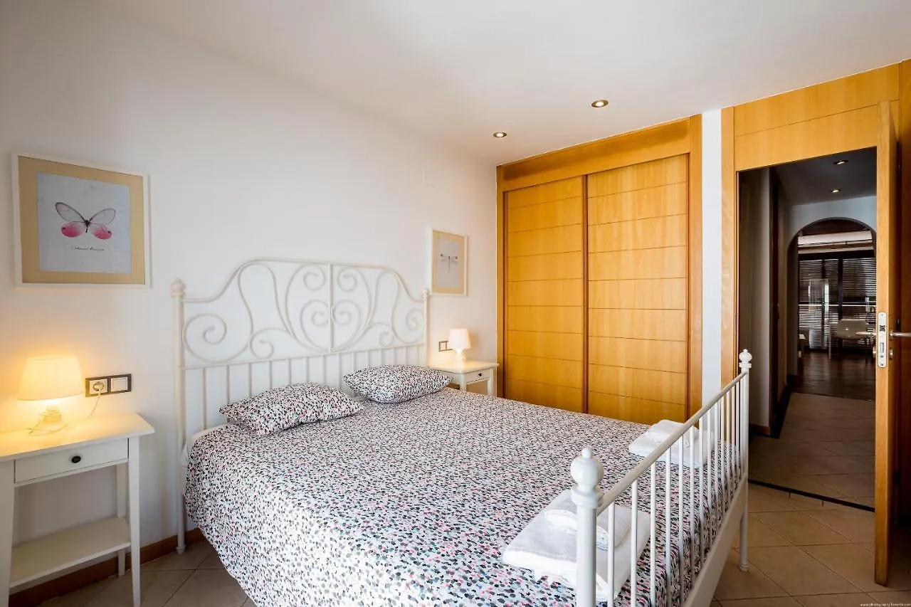 Appartamento GO2TENERIFE Apart'Manon Duplex w/ Solarium, pools&sea view Costa Adeje  Spagna